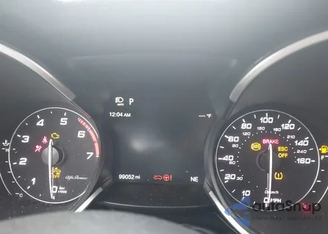 2022 Alfa Romeo Stelvio Ti Awd z USA, uszkodzony, nr VIN ZASPAKBN7N7D33933